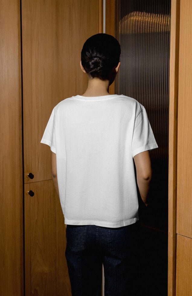 T-shirt Mockup 06
