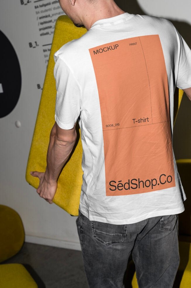T-Shirt Mockup S008-015