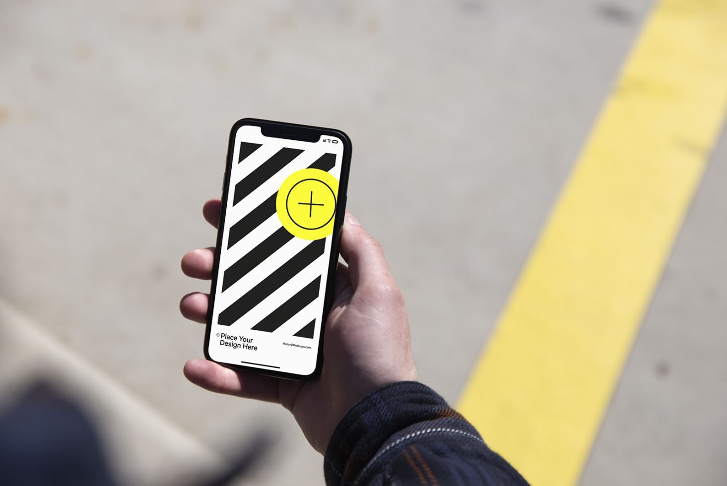 iPhone 11 Pro Mockup HM 010
