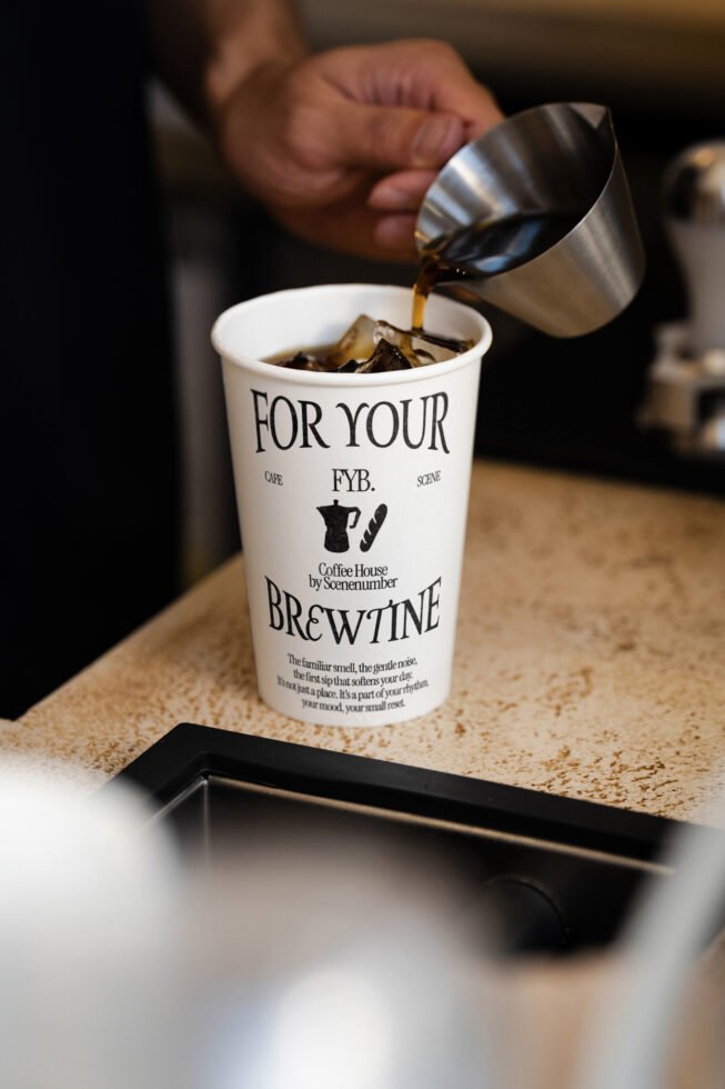 S#4 FYB Paper Cup 01 Mockup preview 6