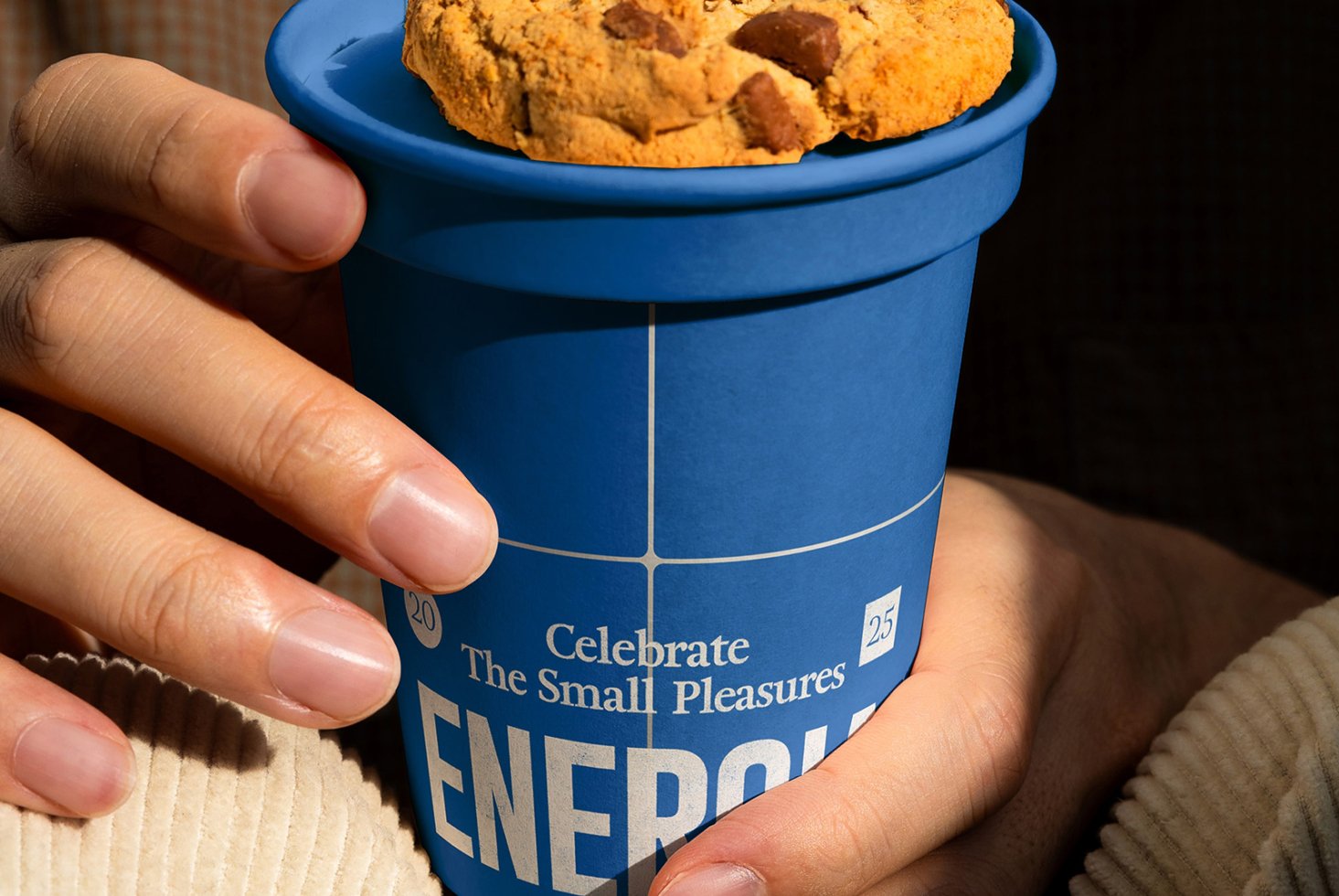 S#3 NRG Paper Cup 06 Mockup preview 2