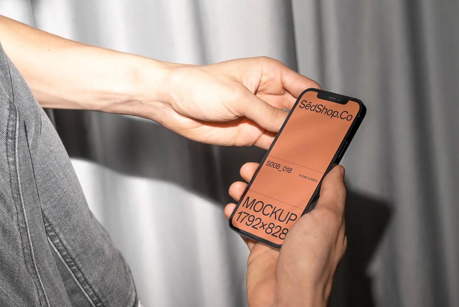 iPhone Mockup S008-018