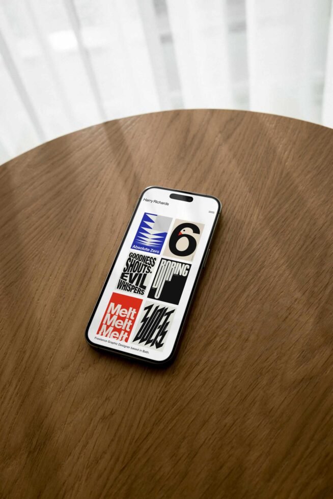 iPhone Mockup 032