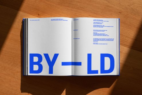 Book Mockup  09