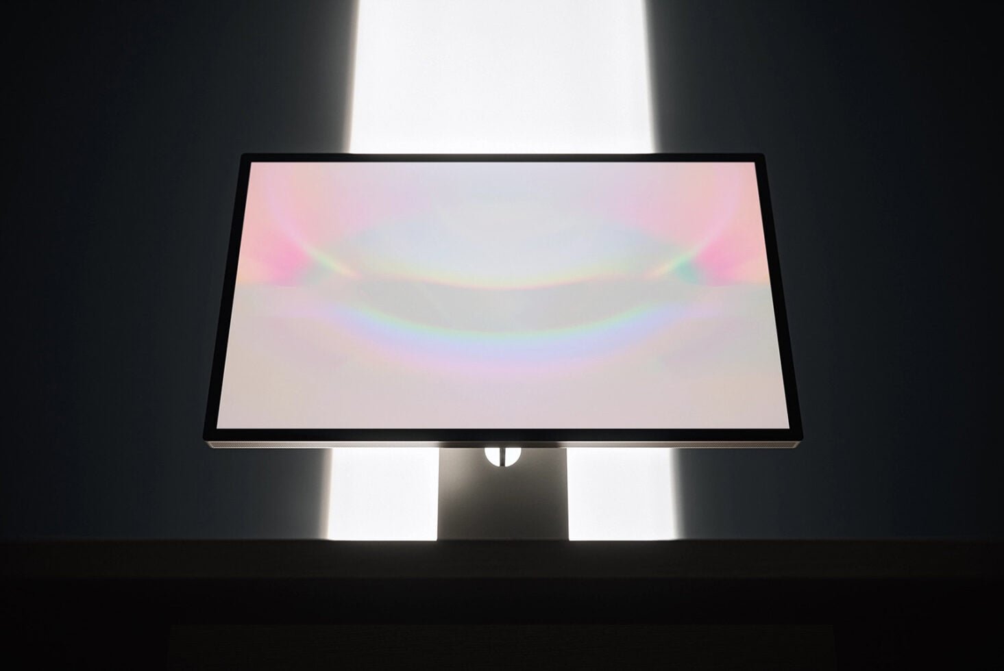 Pro Display XDR Mockup 12