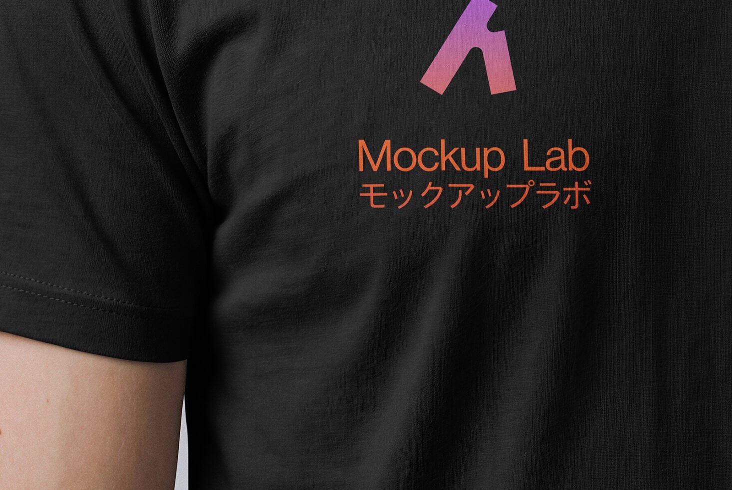 Shirt 13ML Mockup preview 4