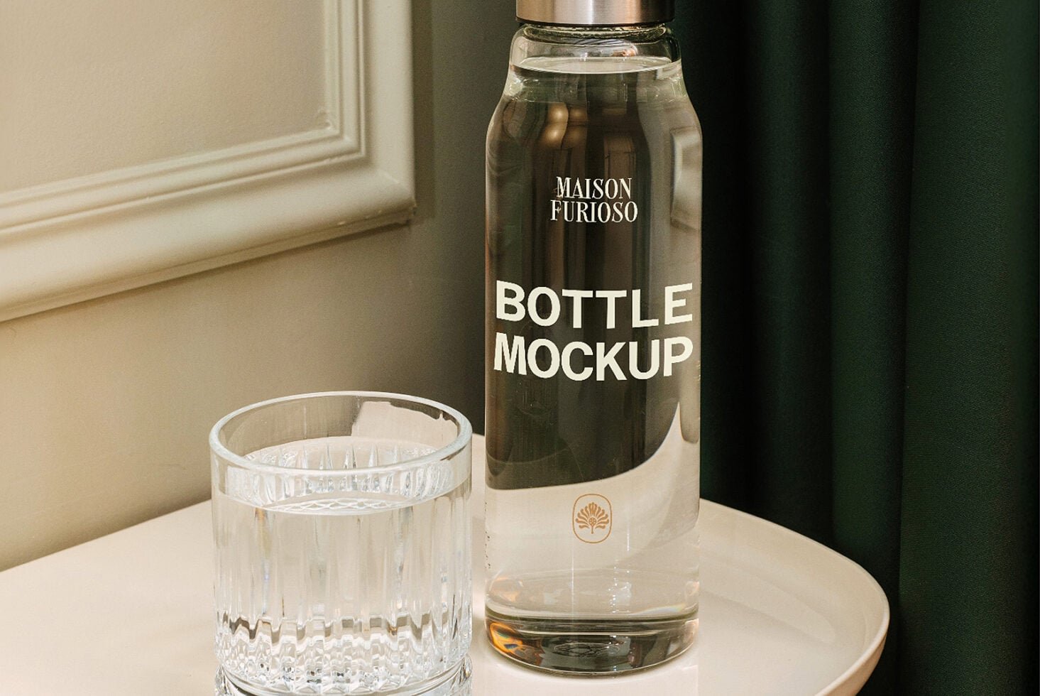 Bottle mockup 01HC preview 2