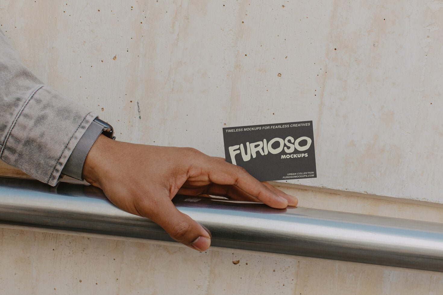 Business Card Mockup 01FM