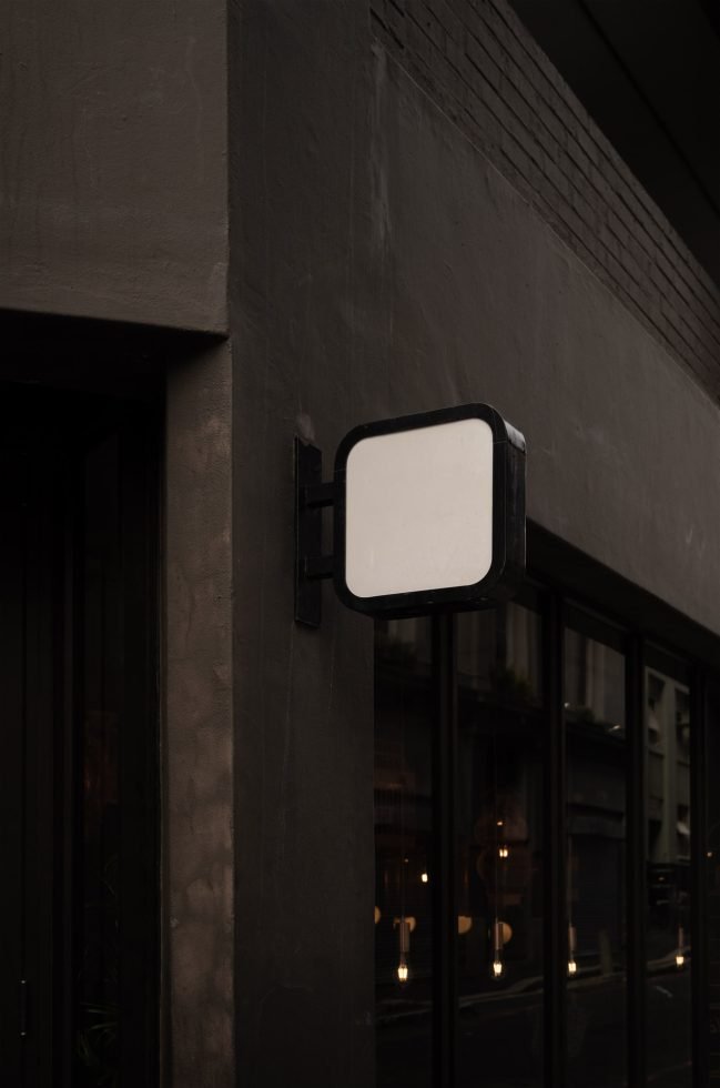 Sign Mockup S06 24 preview 6