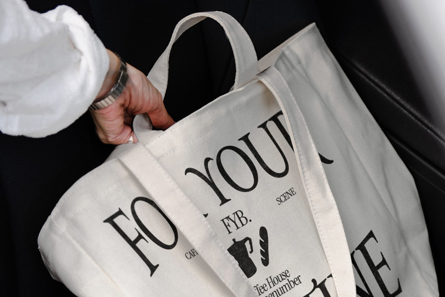 S#4 FYB Tote Bag 05 Mockup preview 2