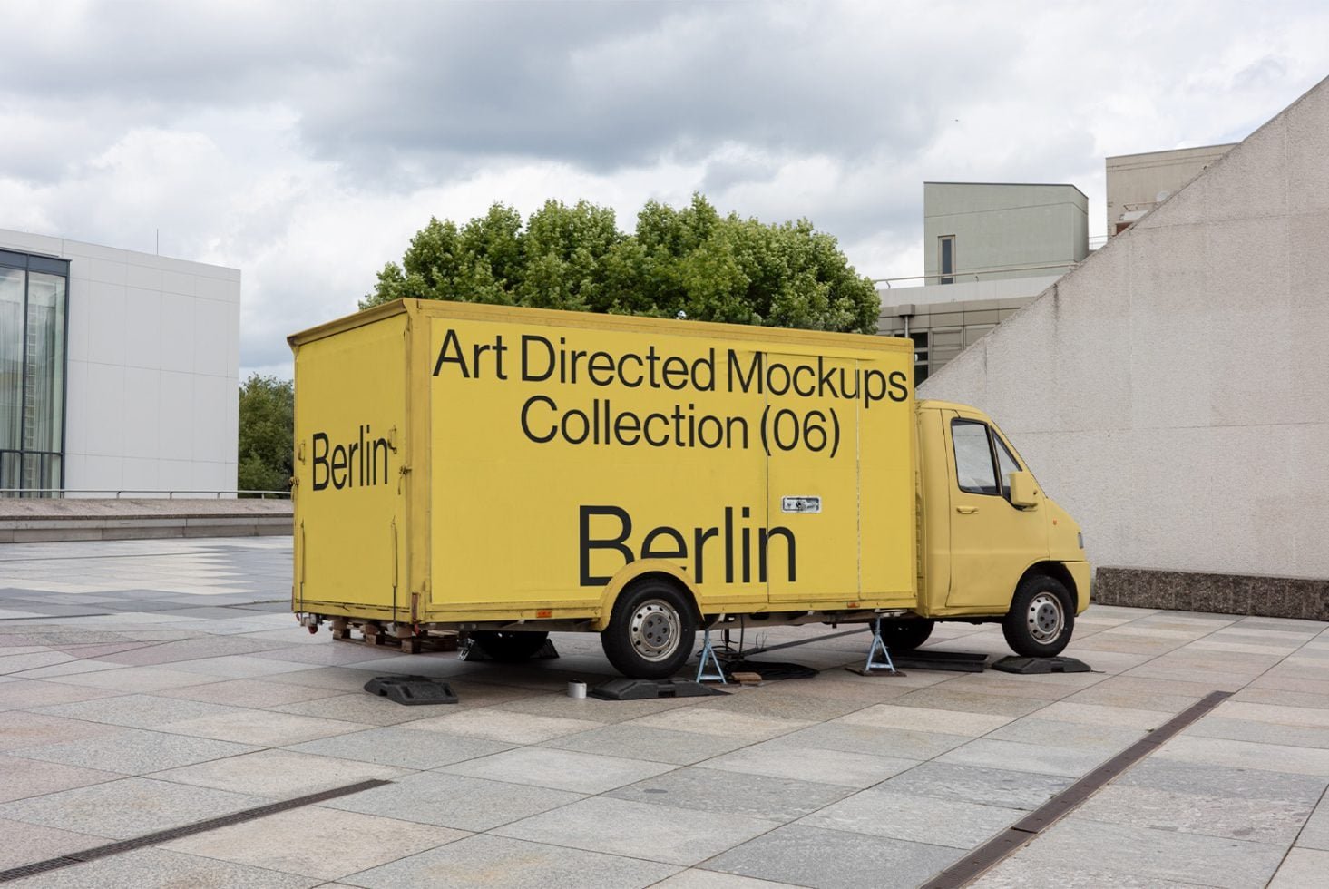 Truck C06 Mockup 001
