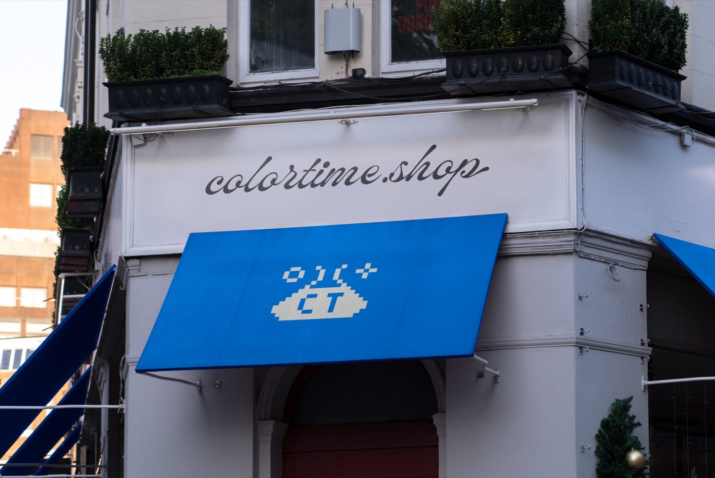 Storefront Mockup LDN 01