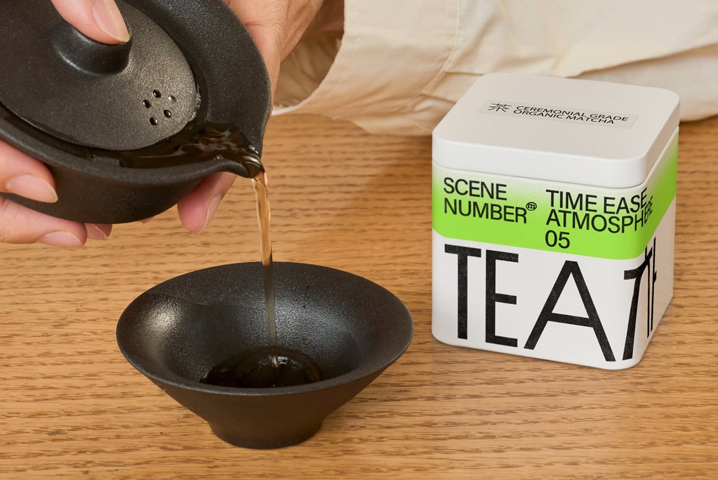 S#5 TEA Square Tin Canister 01 Mockup preview 2