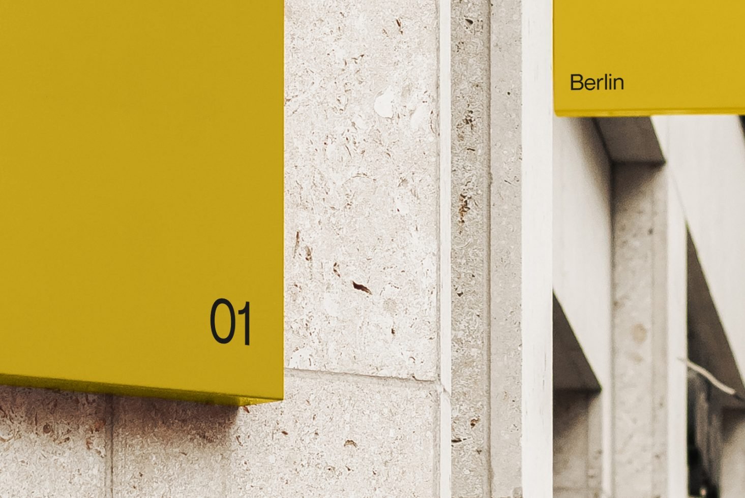 Sign Mockup BLN 05 preview 3
