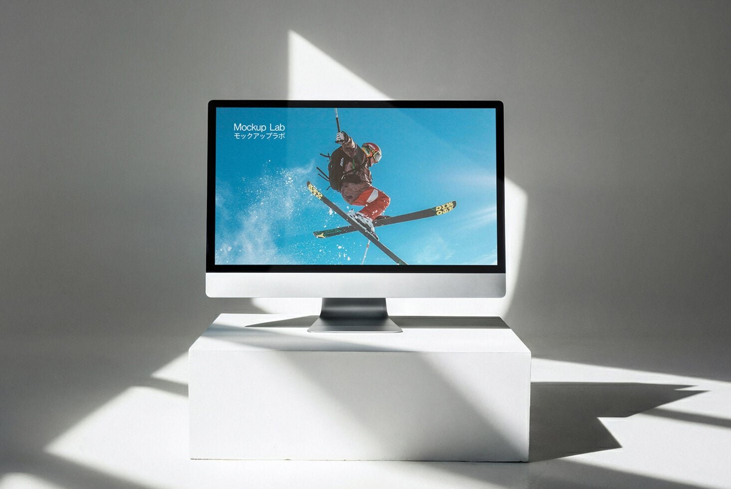 Display 01ML Mockup preview 2