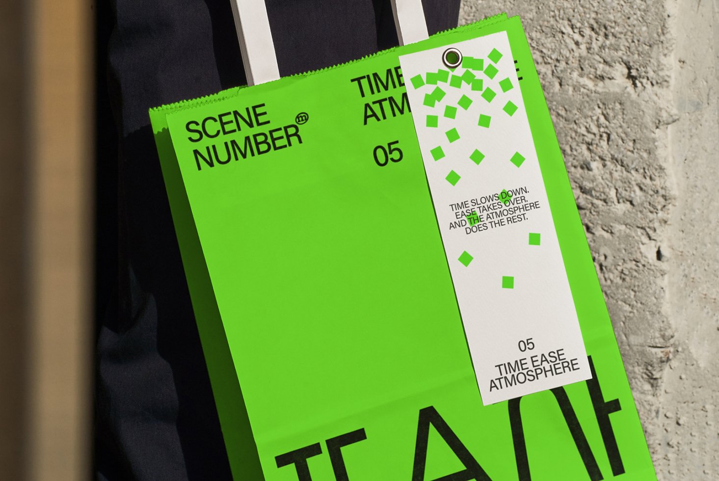 S#5 TEA Paper Bag 02 Mockup preview 2