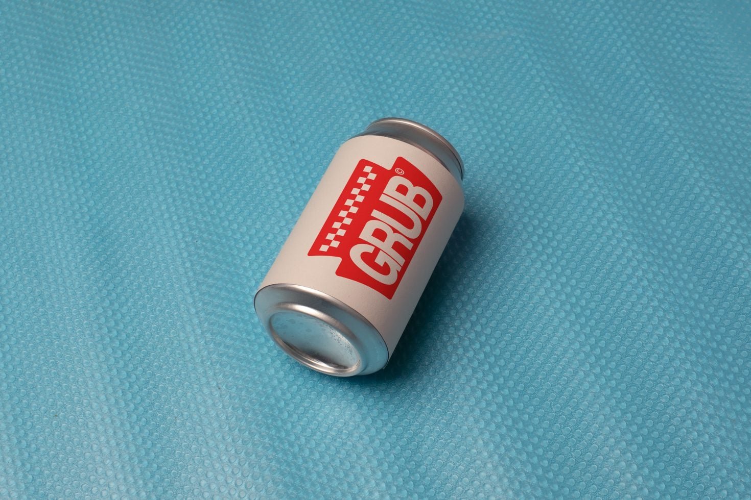GRUB CANS MOCKUP 04 preview 4