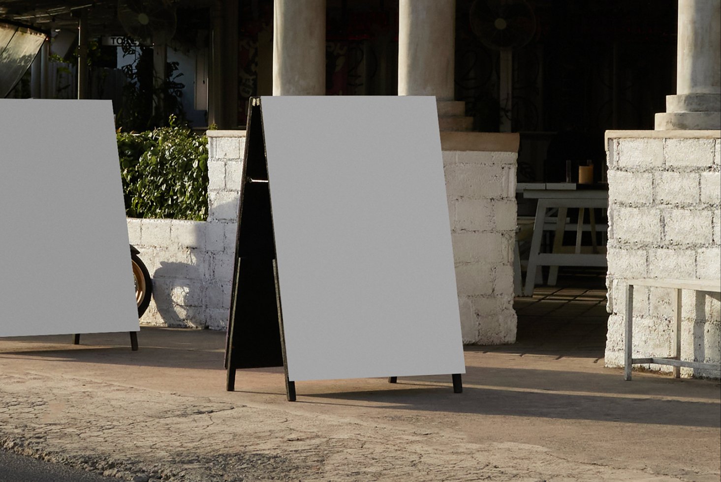 OOH Mockup 03 preview 2