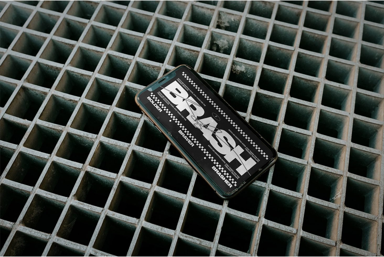 iPhone Mockup Brash 02
