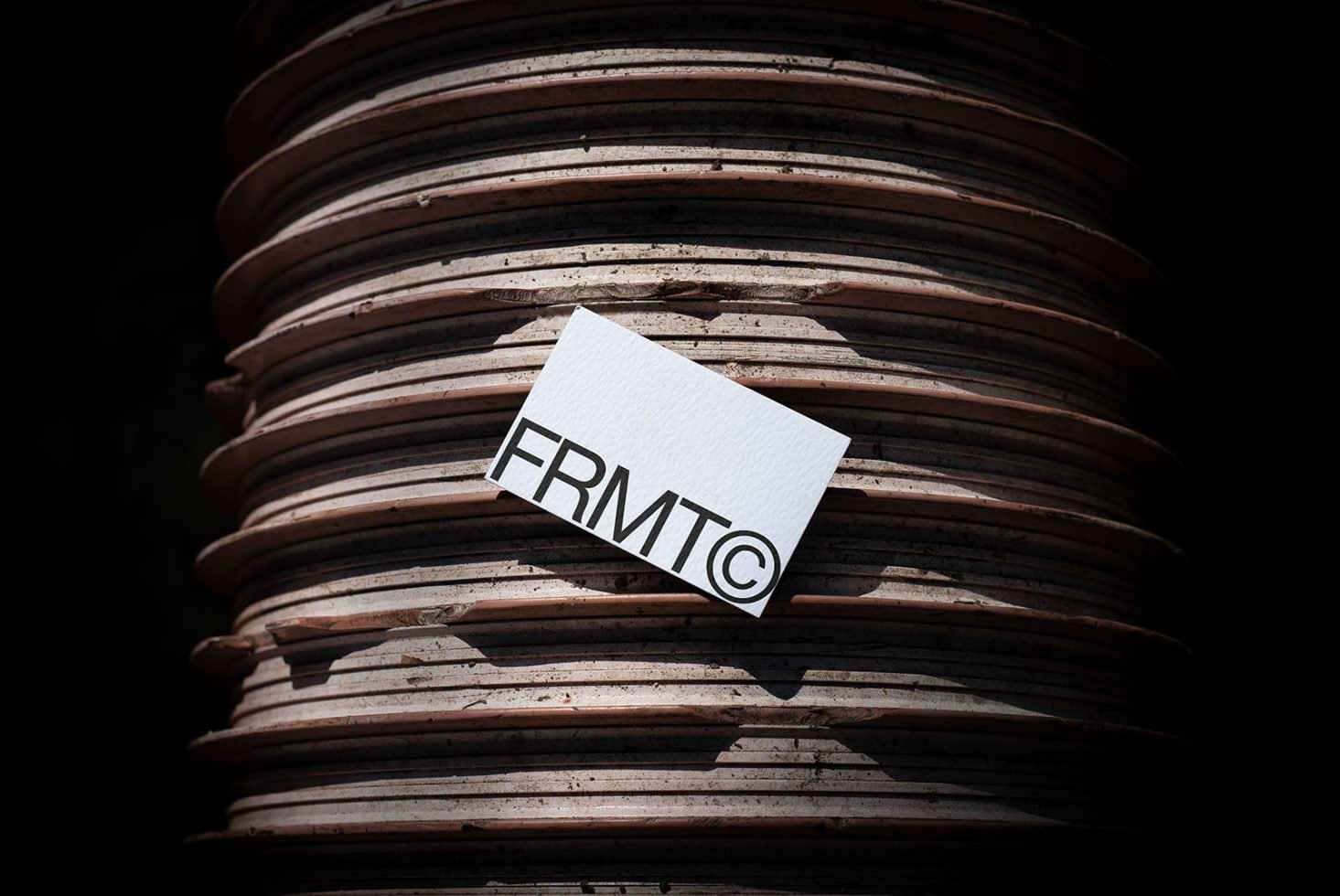 Format B2 Business Card Mockup 05
