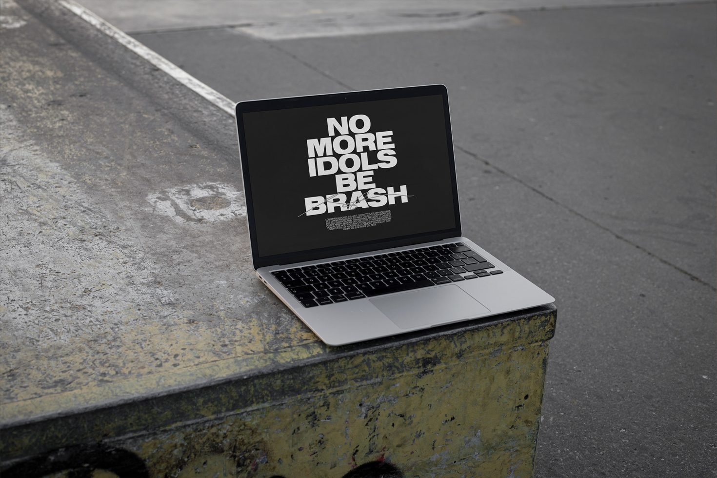 Macbook Mockup Brash 03 preview 4
