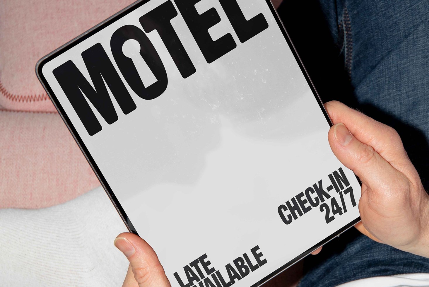 MOTEL TABLET MOCKUP 01 preview 1