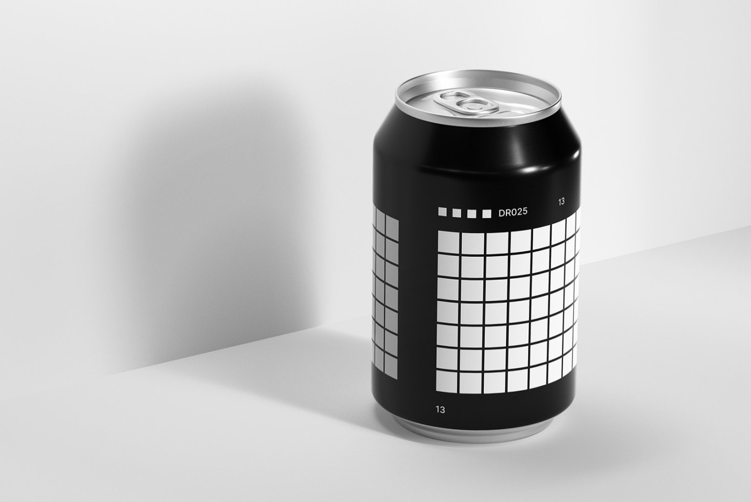 Can (330ml) Mockup