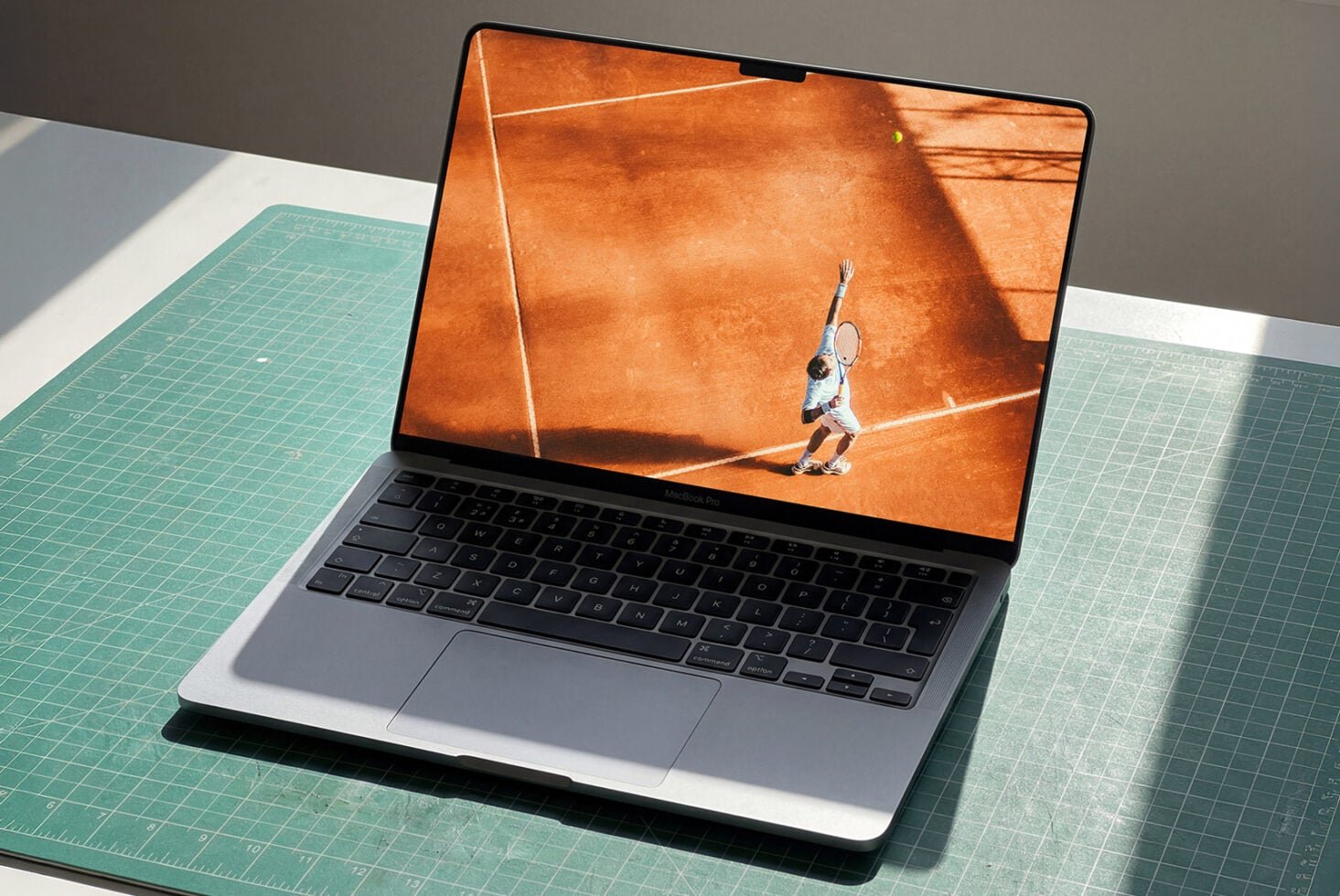MacBook 01ML Mockup preview 2