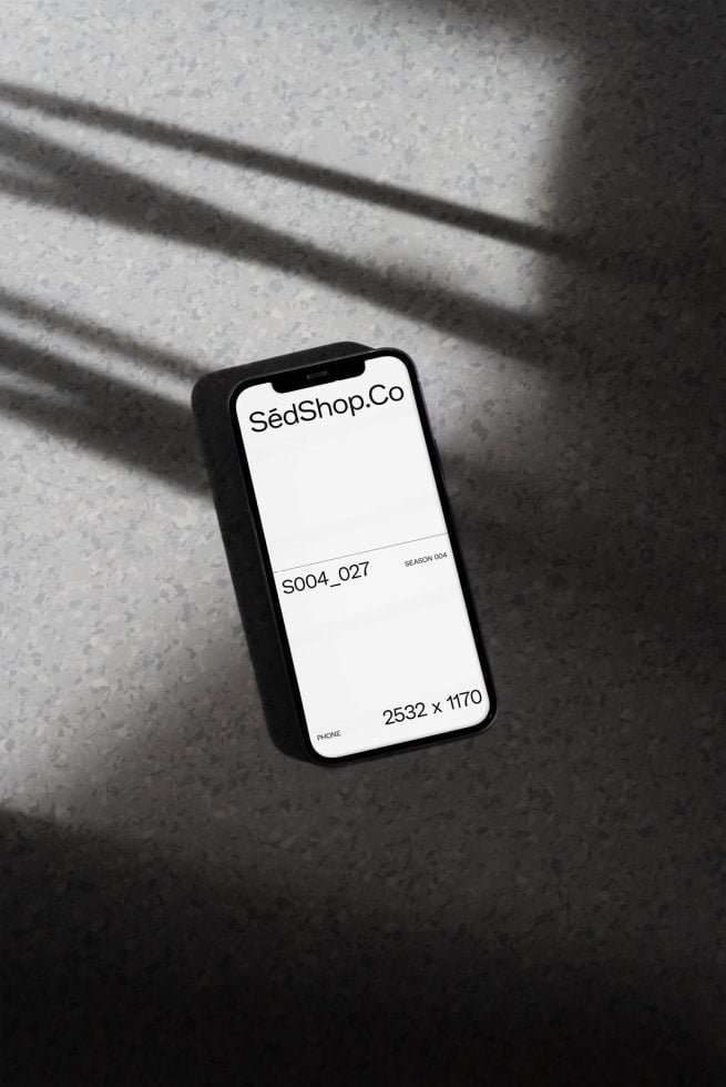 iPhone S04 027 Mockup