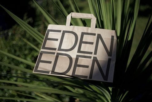 Paper Bag Mockup Eden 01