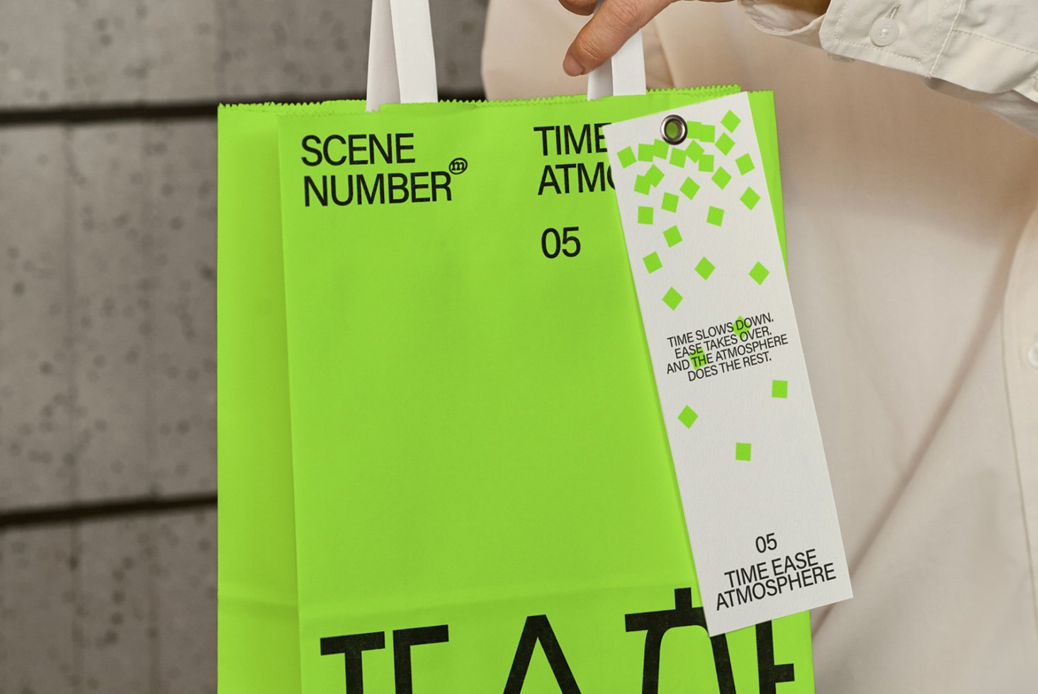 S#5 TEA Paper Bag 01 Mockup preview 2