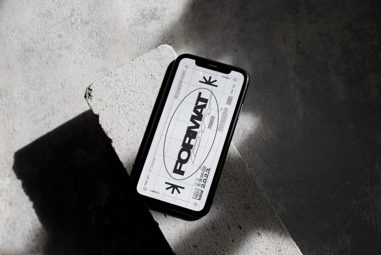 DIY IPHONE MOCKUP 02 preview 1