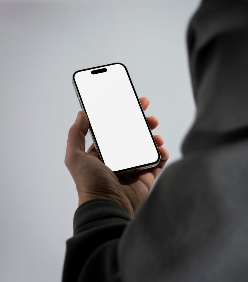 iPhone Mockup 035