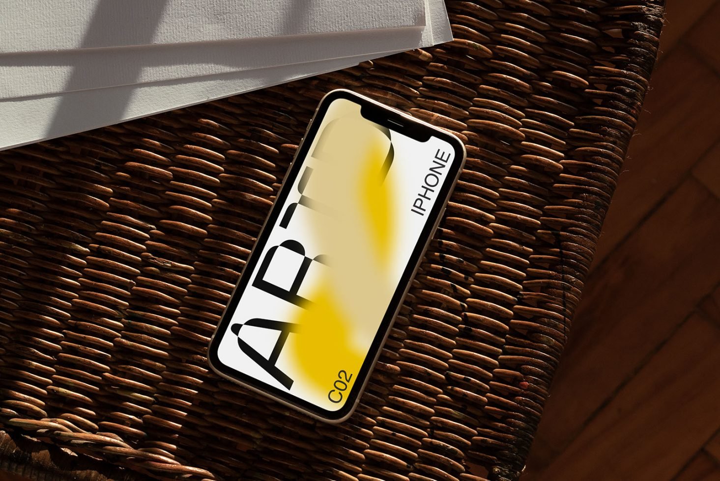 iPhone C02 Mockup 017