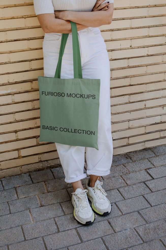 Tote Bag Mockup 05FM preview 4