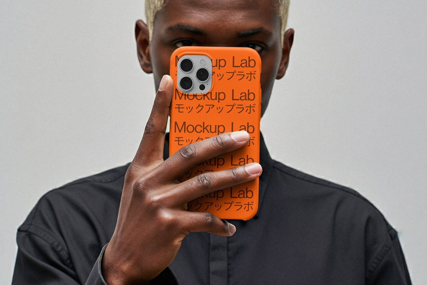 Phone Cover 01ML Mockup preview 3