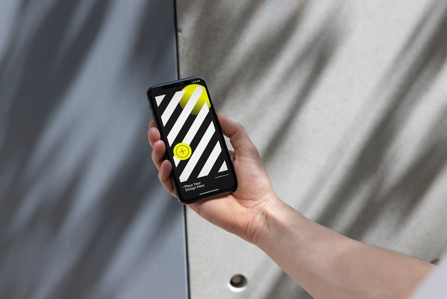 iPhone 11 Mockup HM 020