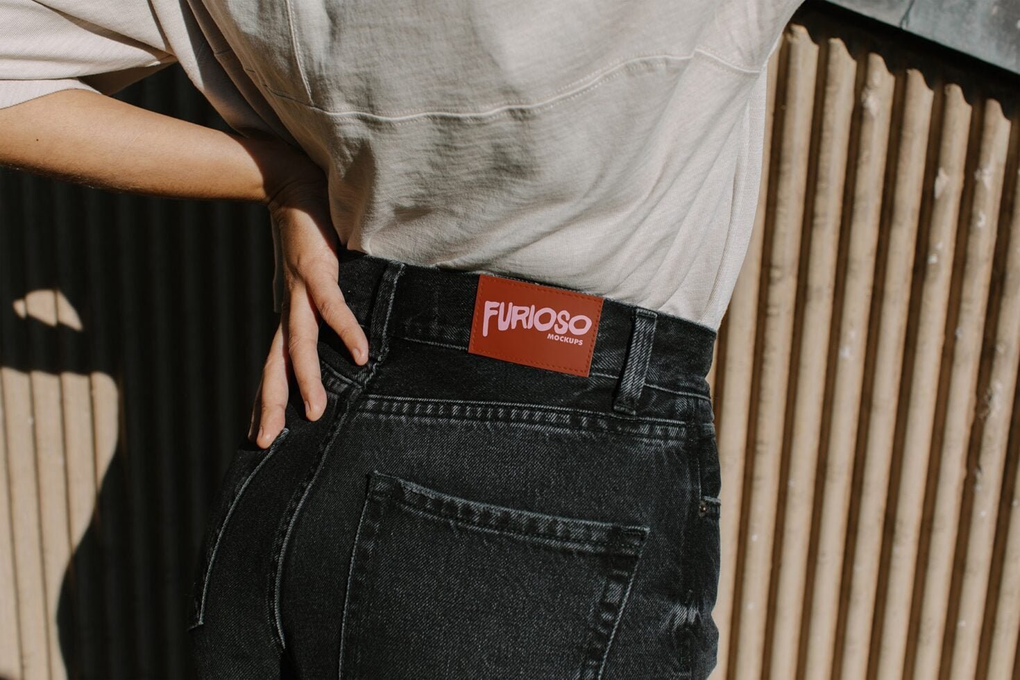 Label Mockup 02UC