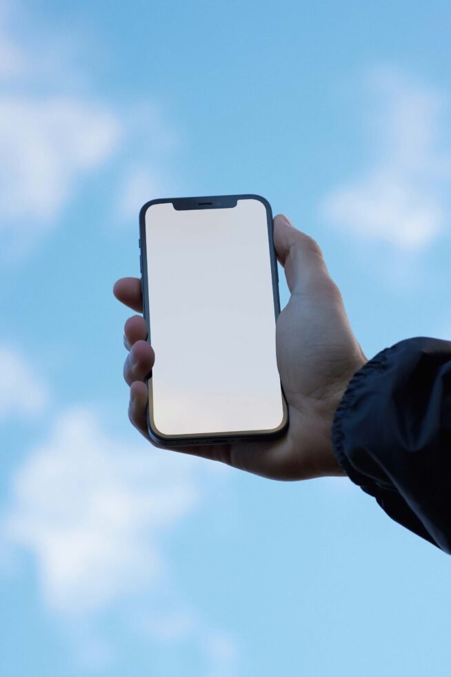 iPhone Mockup 04