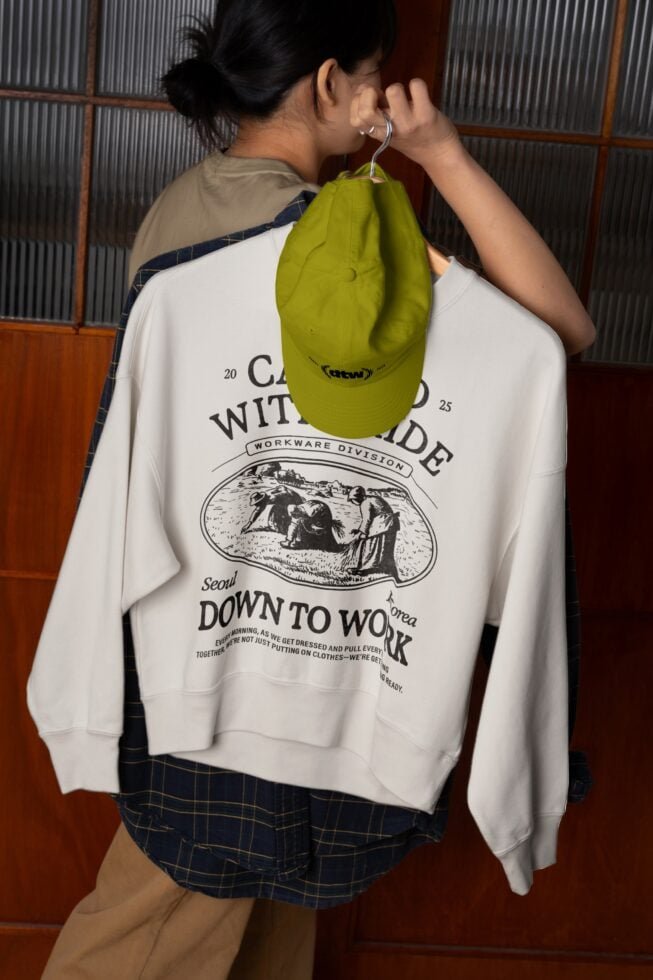 S#2 DTW Sweatshirt 01 Mockup