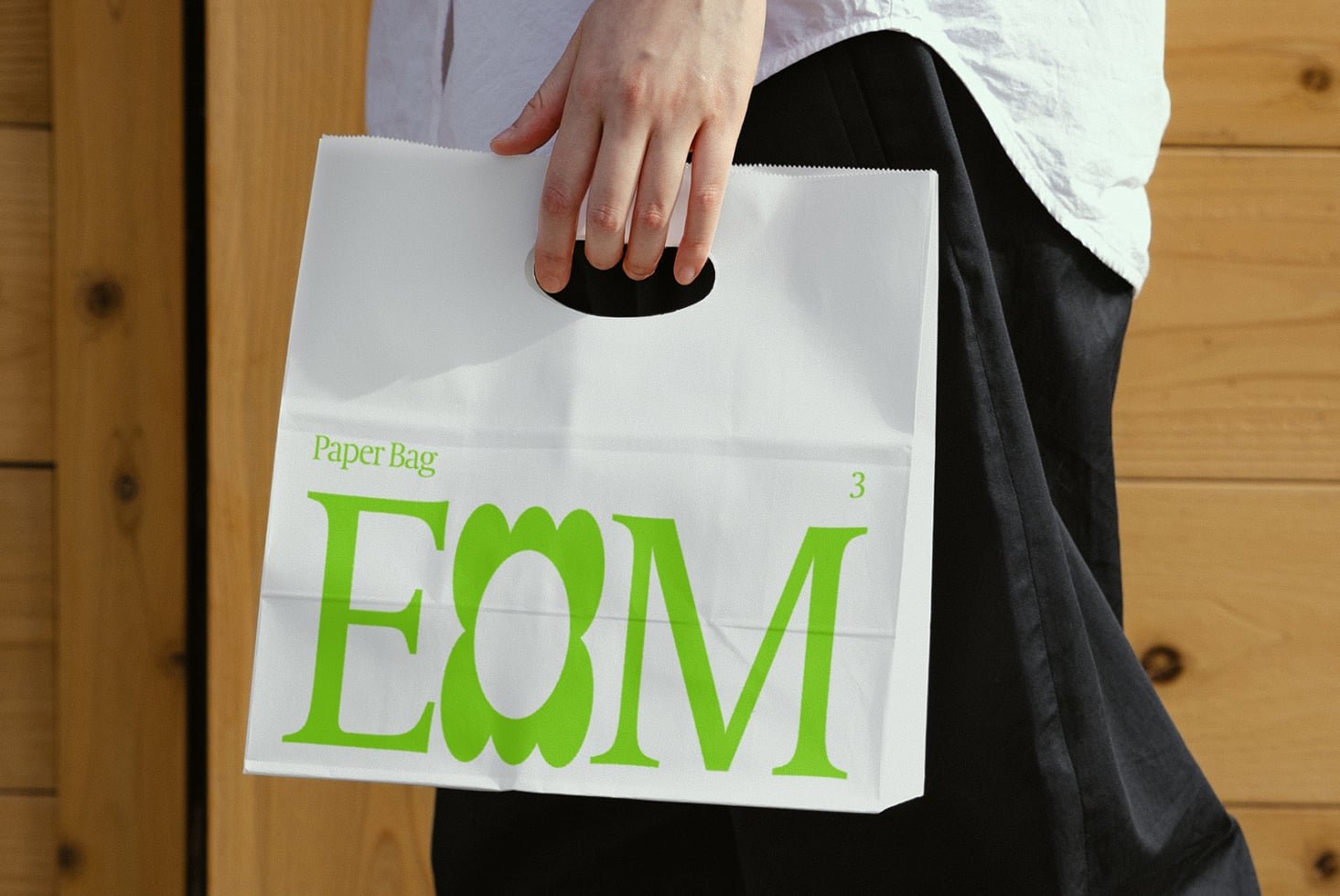 S#1 EoM Paper Bag 03 Mockup preview 2
