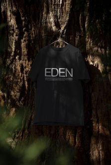 T-Shirt Mockup Eden 02