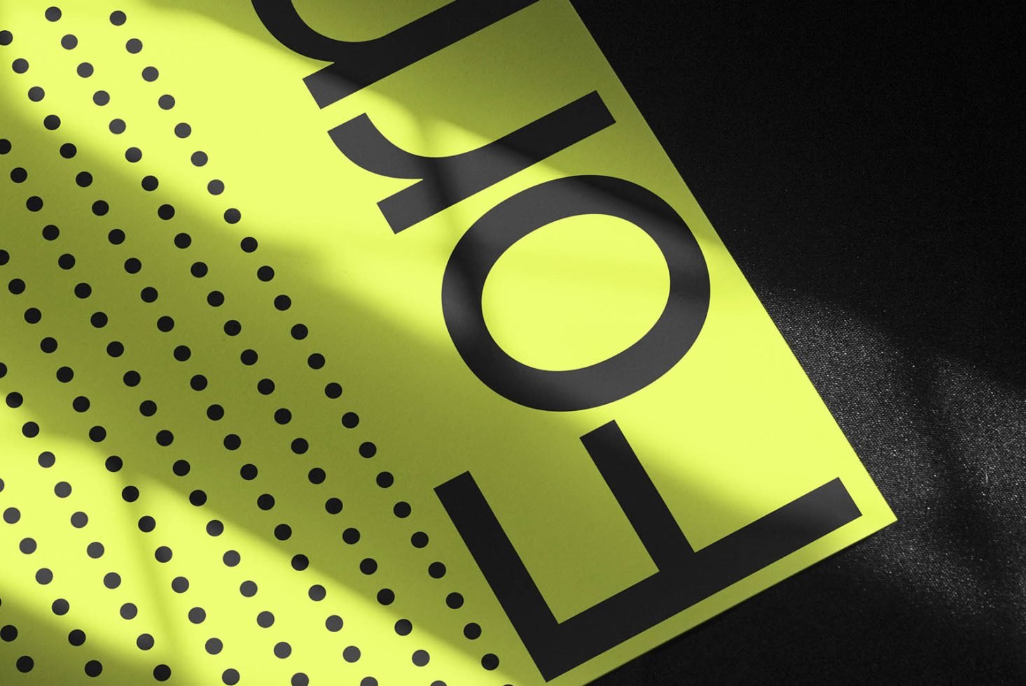 Format Poster Mockup 04 preview 2