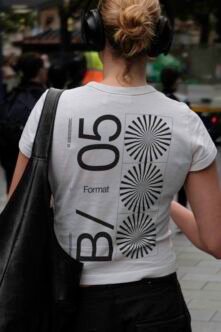 B5 TSHIRT MOCKUP 01