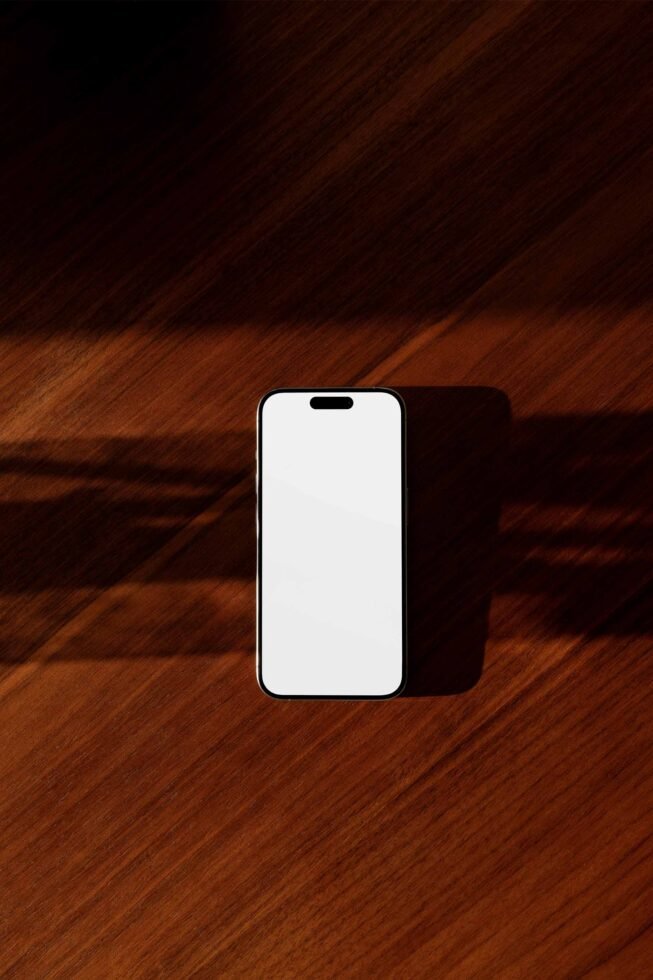 iPhone Mockup 038
