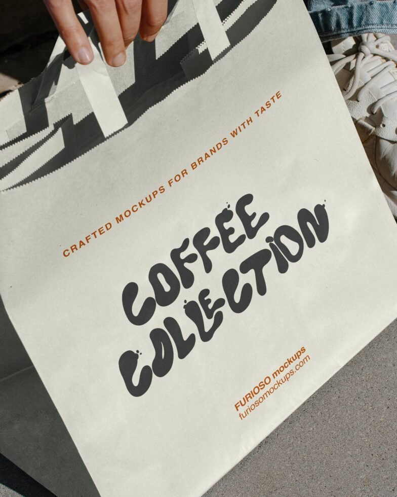 Bag Mockup 02CC preview 5