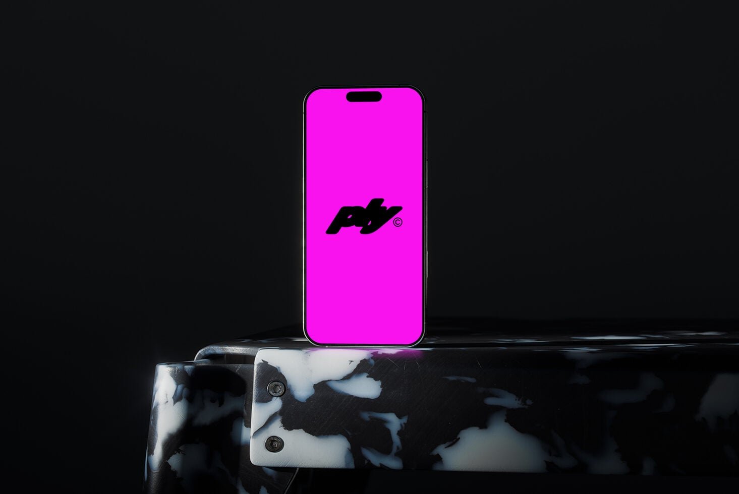 iPhone 16 Pro Max Mockup 9