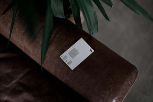 Batch 03 Business Card Mockup 01