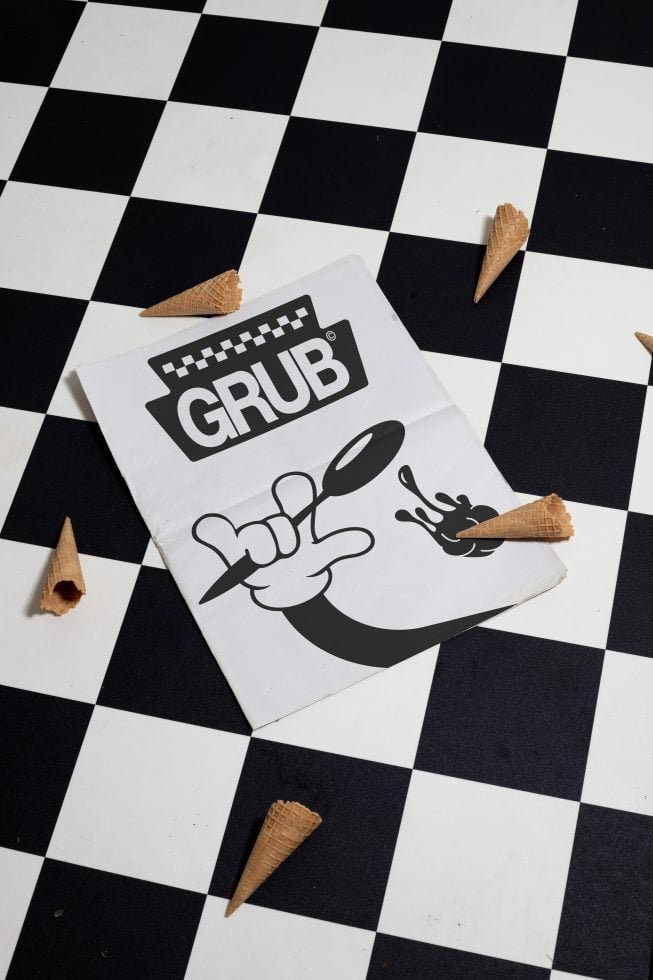 GRUB NEWSPAPER MOCKUP 02