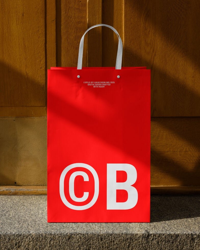 Paper Bag 07 Mockup preview 4